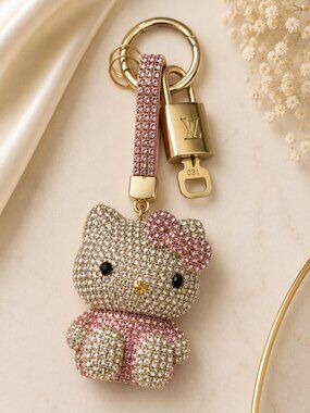 Authentic Louis Vuitton Gold Lock 🔒 Unbranded Hello Kitty Keychain Bag Charm